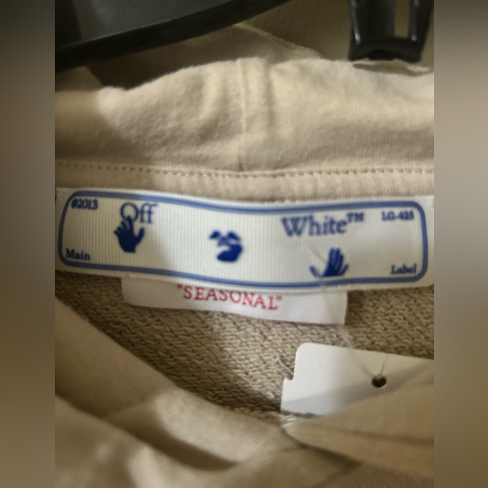 Off-white ladies pull-over - Picture 9 of 10